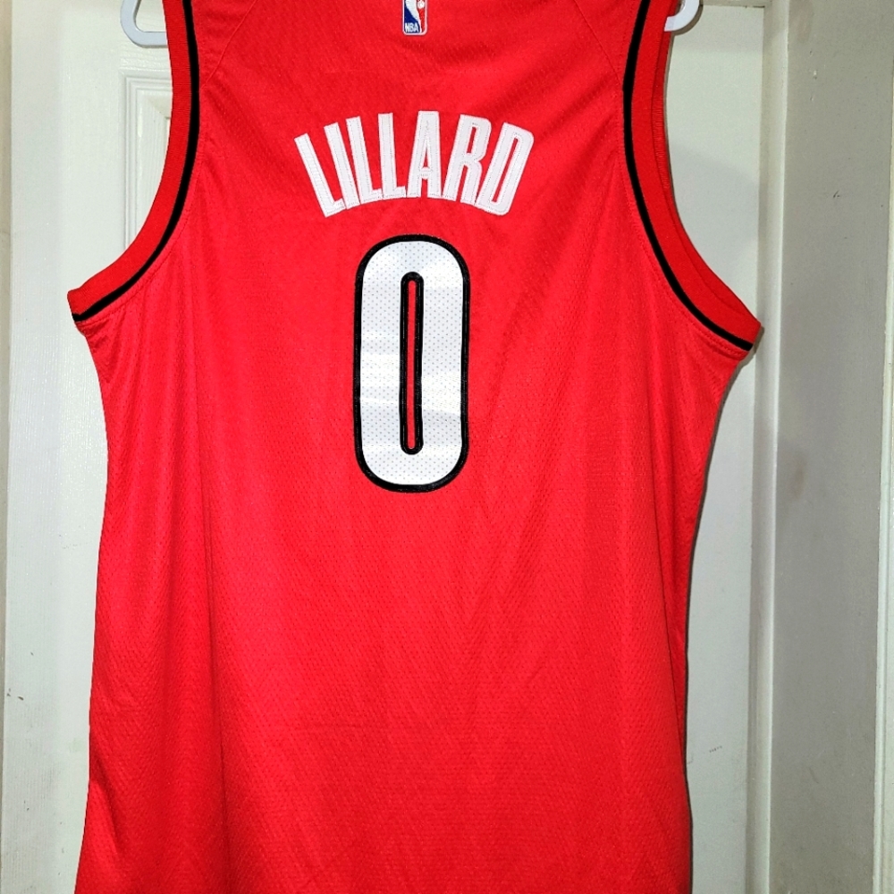 REDUCED Blazers Lillard